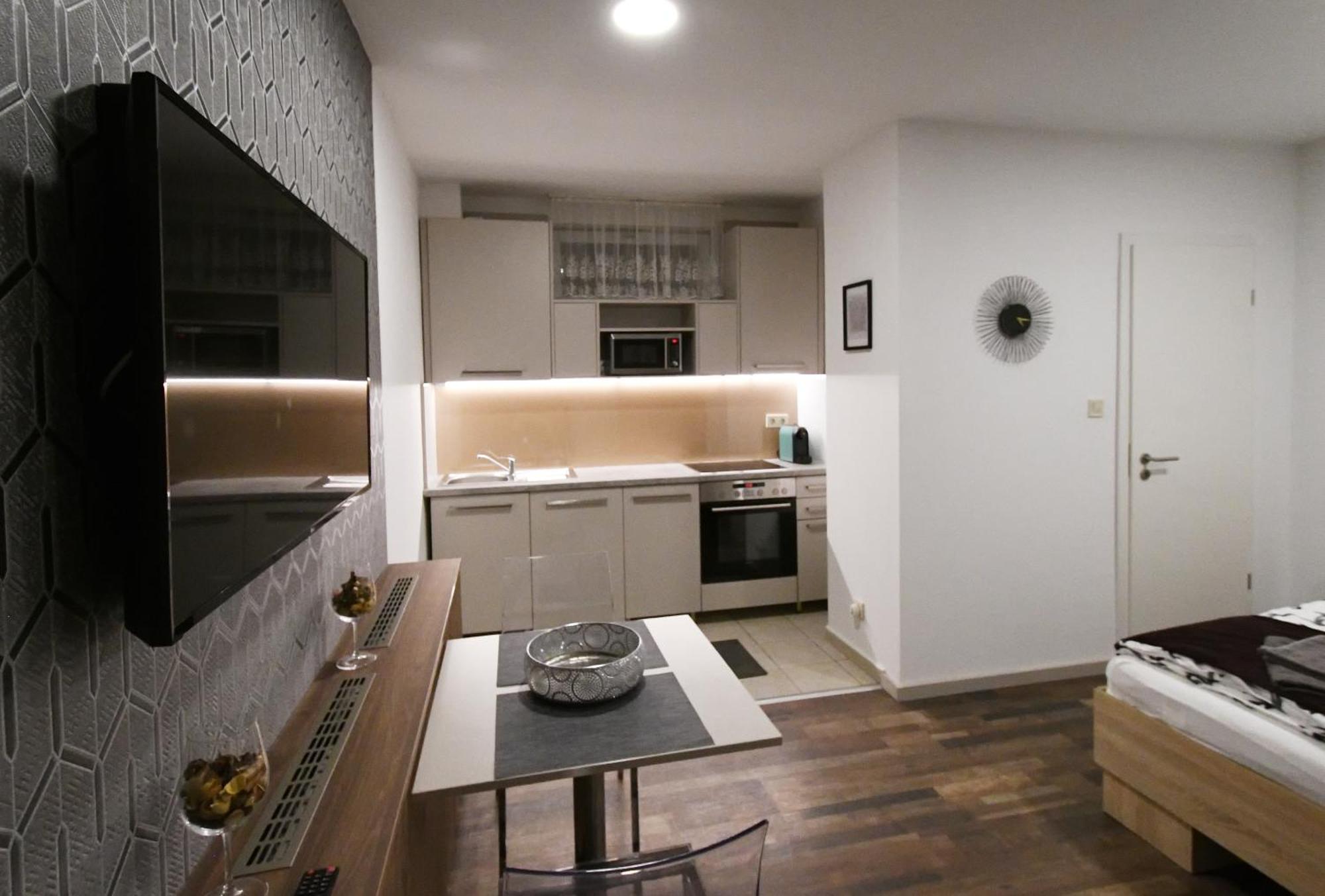 Nice Home Apartment 2 Abda Екстериор снимка