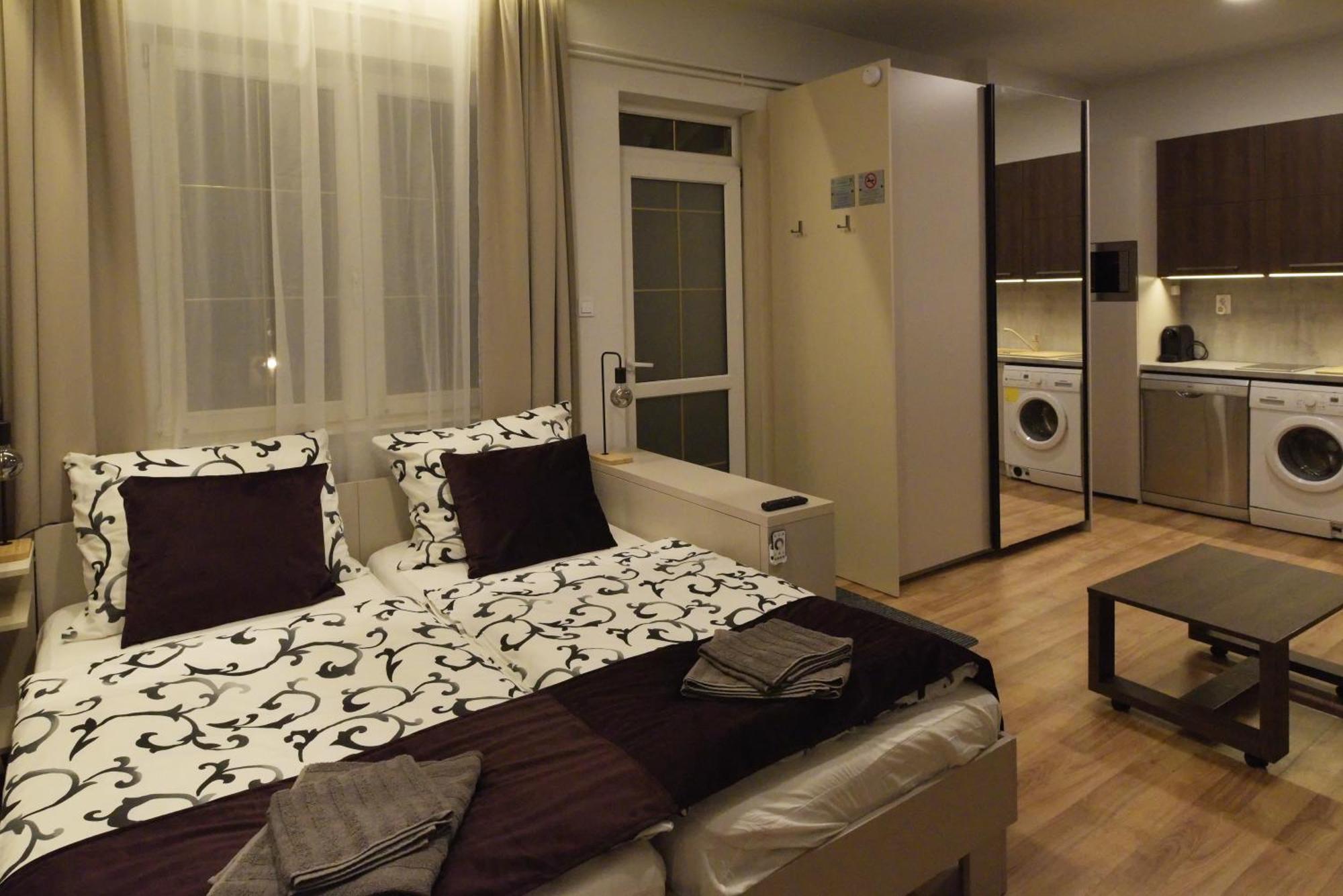 Nice Home Apartment 2 Abda Екстериор снимка